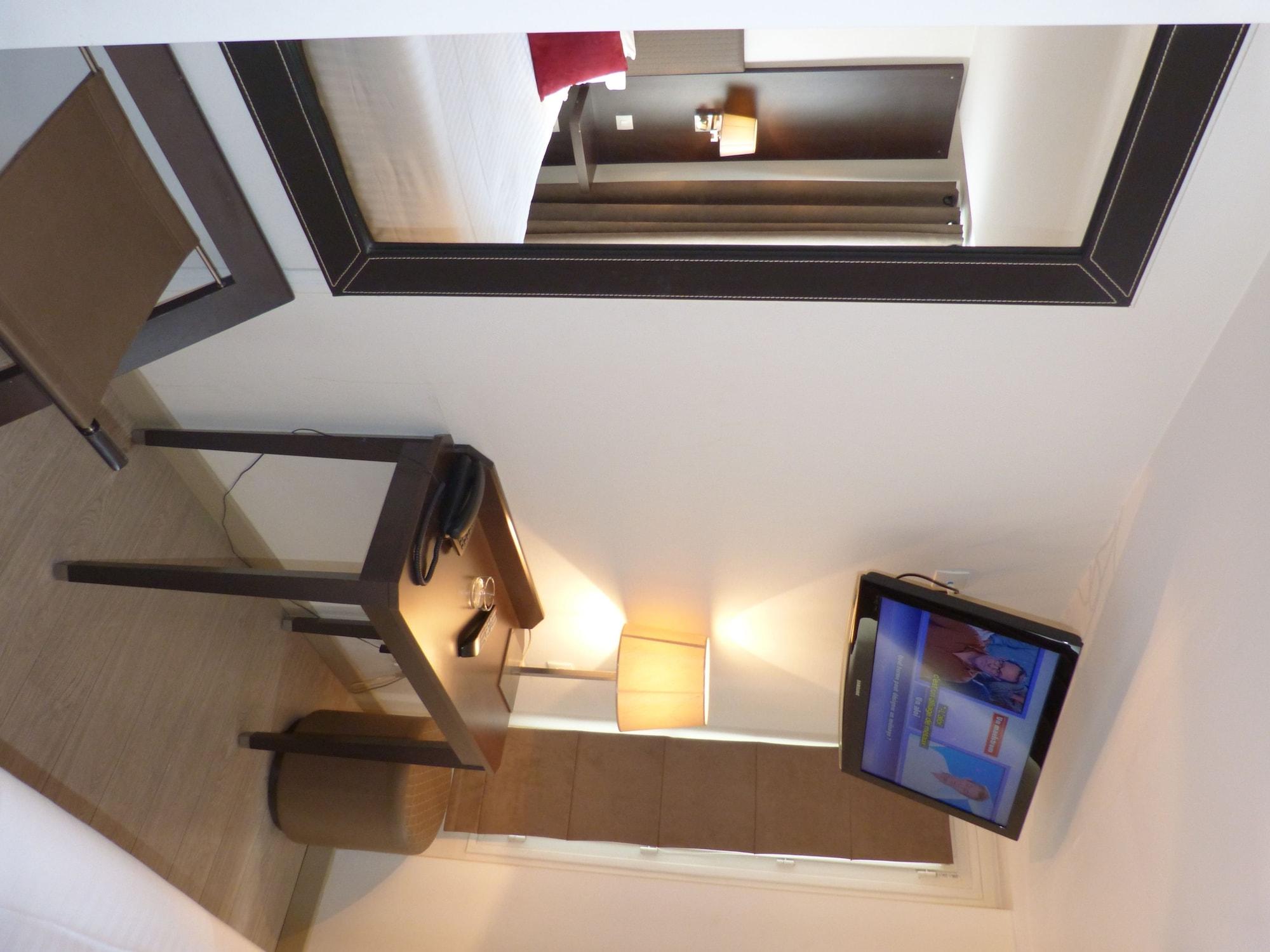 Hotel Little Regina Париж Экстерьер фото