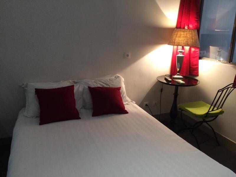 Hotel Little Regina Париж Экстерьер фото